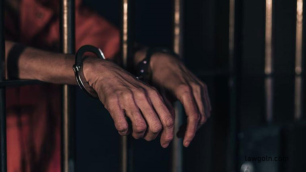 কিশোর বন্দী